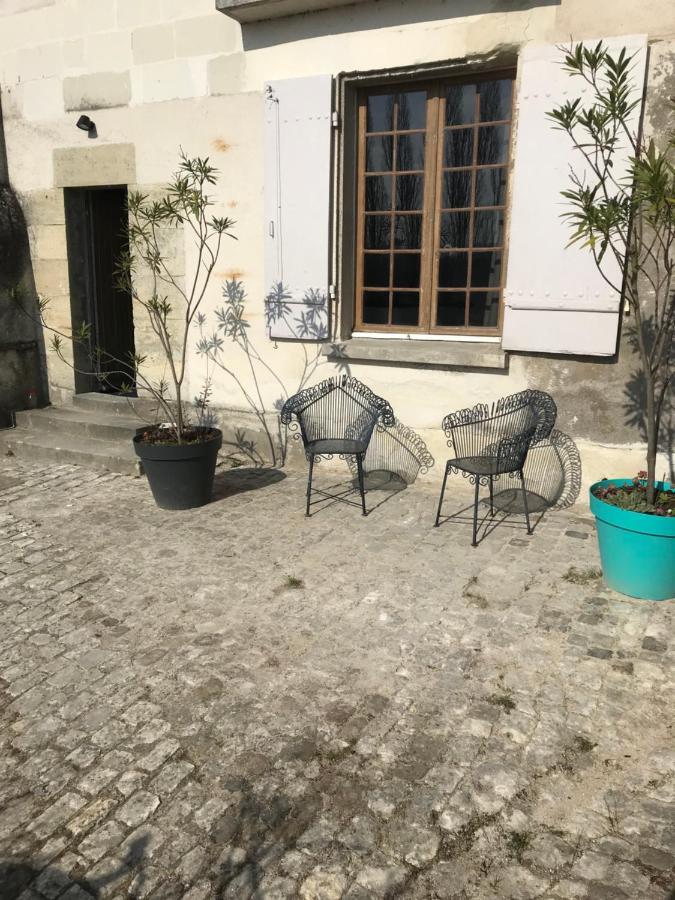 Appartement Spacieux Avec Une Vue Sur Tours Exterior foto